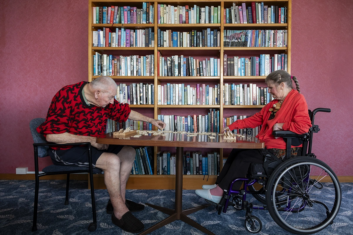 elderly-people-playing-board-games